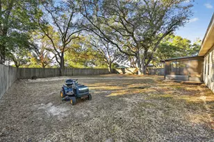 202 Mary Ln, Crestview, FL 32536 - Photo 16