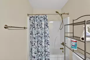 202 Mary Ln, Crestview, FL 32536 - Photo 2