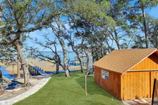 5632 E Bay Blvd, Gulf Breeze, FL 32563 - Photo 38