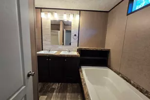 3178 Audrey Dr, Crestview, FL 32539 - Photo 8