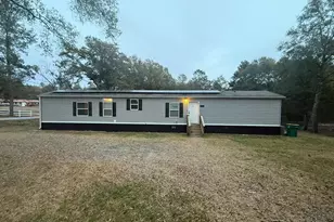 3178 Audrey Dr, Crestview, FL 32539 - Photo 1