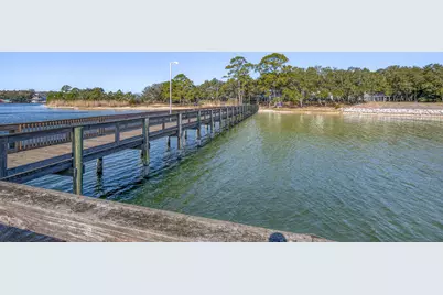 1157 N Bayshore Drive N, Valparaiso, FL 32580 - Photo 68