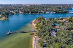 1157 N Bayshore Dr N, Valparaiso, FL 32580 - Photo 88