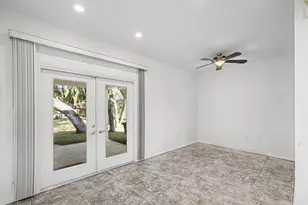 1157 N Bayshore Dr N, Valparaiso, FL 32580 - Photo 20