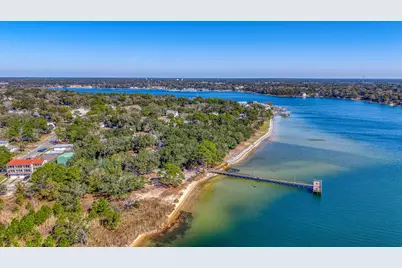 1157 N Bayshore Drive N, Valparaiso, FL 32580 - Photo 96