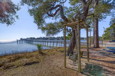 1157 N Bayshore Drive N, Valparaiso, FL 32580 - Photo 64