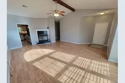 2225 Prytania Circle, Navarre, FL 32566 - Photo 4