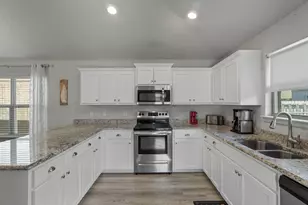 117 Ridgeway Cir, Crestview, FL 32536 - Photo 16