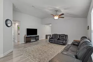 117 Ridgeway Cir, Crestview, FL 32536 - Photo 12