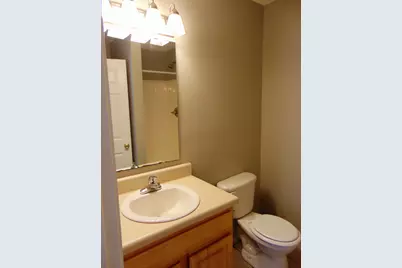 2233 Jeannie Street, Navarre, FL 32566 - Photo 10