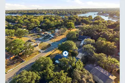 301 Priscilla Drive, Fort Walton Beach, FL 32547 - Photo 2