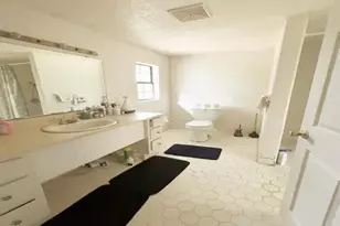 226 Palmetto Ave, Niceville, FL 32578 - Photo 12