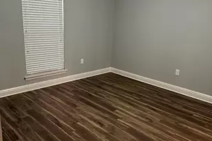 2413 Spur Ln, Gulf Breeze, FL 32563 - Photo 4