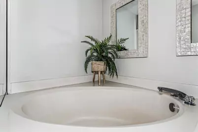 8575 Gulf Boulevard #201, Navarre, FL 32566 - Photo 20