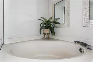 8575 Gulf Blvd, Navarre, FL 32566 - Photo 20