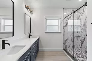 2374 Salamanca St, Navarre, FL 32566 - Photo 8