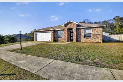 2412 Cumberland Way, Crestview, FL 32536 - Photo 2