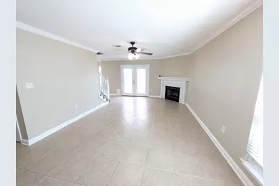 437 Bridgewater Court, Mary Esther, FL 32569 - Photo 2