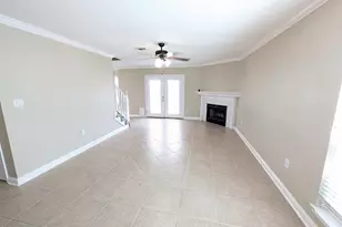 437 Bridgewater Ct, Mary Esther, FL 32569 - Photo 2