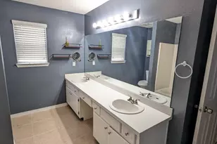 437 Bridgewater Ct, Mary Esther, FL 32569 - Photo 16