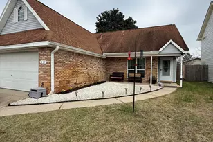 437 Bridgewater Ct, Mary Esther, FL 32569 - Photo 1