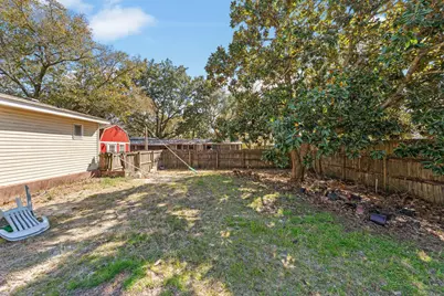 2125 Jeannie Street, Navarre, FL 32566 - Photo 16