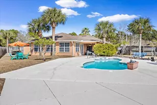 2145 Pepper Dr, Navarre, FL 32566 - Photo 50