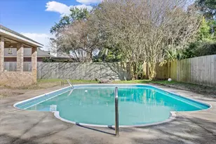 8111 Raleigh St, Navarre, FL 32566 - Photo 24