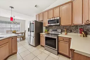 8111 Raleigh St, Navarre, FL 32566 - Photo 14