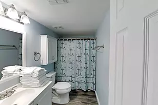 8522 Gulf Blvd, Navarre, FL 32566 - Photo 12