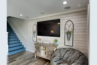 8522 Gulf Boulevard #APT 19, Navarre, FL 32566 - Photo 6