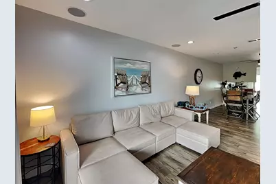 8522 Gulf Boulevard #APT 19, Navarre, FL 32566 - Photo 4