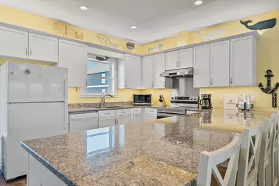 8162 Gulf Boulevard #., Navarre, FL 32566 - Photo 6