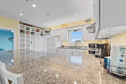 8162 Gulf Boulevard #., Navarre, FL 32566 - Photo 8