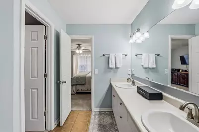 8134 Country Bay Boulevard, Navarre, FL 32566 - Photo 14