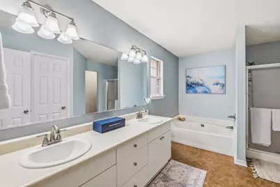 8134 Country Bay Boulevard, Navarre, FL 32566 - Photo 12