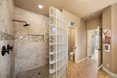 4154 Oak Pointe Drive, Gulf Breeze, FL 32563 - Photo 4