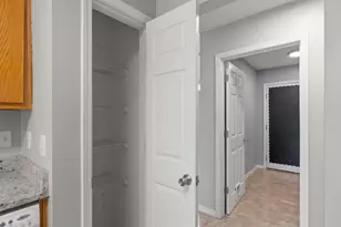 8828 Arlington Pl, Navarre, FL 32566 - Photo 18