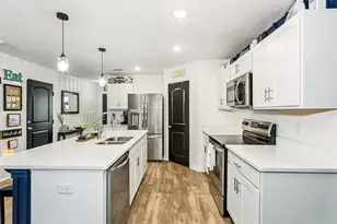 4884 Kensington Ln, Crestview, FL 32539 - Photo 12