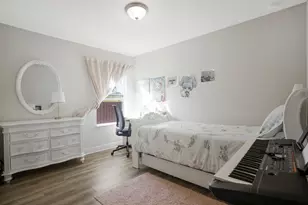 2957 P.G.A Blvd, Navarre, FL 32566 - Photo 18