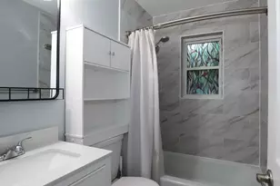 118 Shirley Dr, Gulf Breeze, FL 32561 - Photo 8