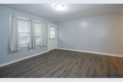 118 Shirley Drive, Gulf Breeze, FL 32561 - Photo 2