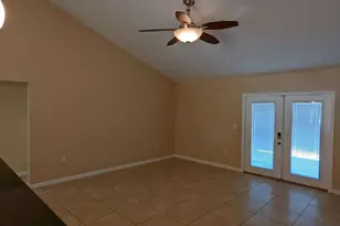 7318 E Bay Blvd E, Navarre, FL 32566 - Photo 10