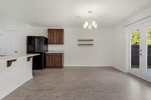 5864 Magnolia Bend Blvd, Milton, FL 32570 - Photo 2