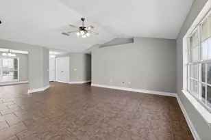 5323 English Oak Dr, Pace, FL 32571 - Photo 2