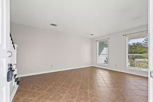 3230 Pins Ln, Gulf Breeze, FL 32563 - Photo 10