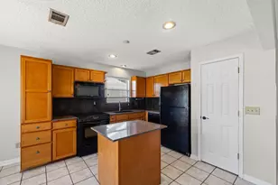 3230 Pins Ln, Gulf Breeze, FL 32563 - Photo 18