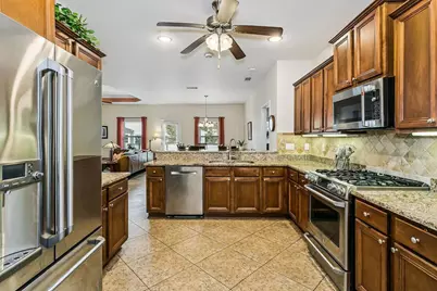 1810 Coast Court, Gulf Breeze, FL 32563 - Photo 10