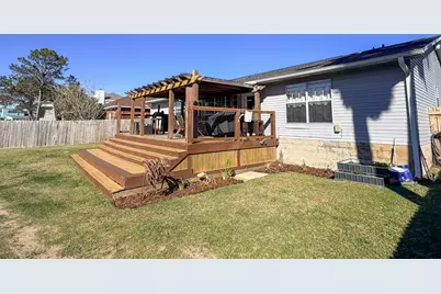 1647 Kalakaua Court, Gulf Breeze, FL 32561 - Photo 38