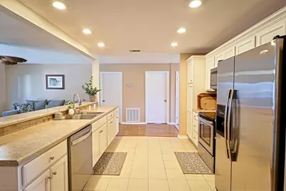 1647 Kalakaua Court, Gulf Breeze, FL 32561 - Photo 6